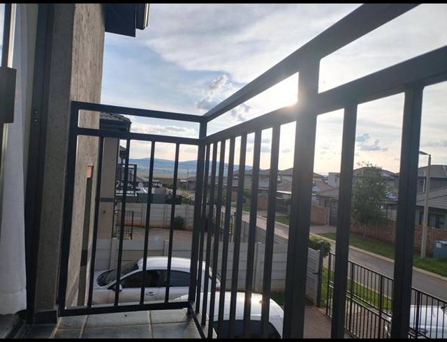 4 BEDROOM DUPLEX FOR SALE IN ALBERTSDAL